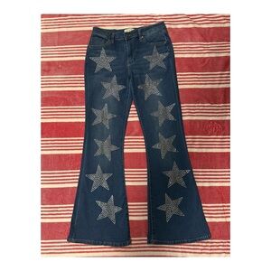Austin Landing Western Rhinestone Star Denim Flare
Jeans Size 11/30